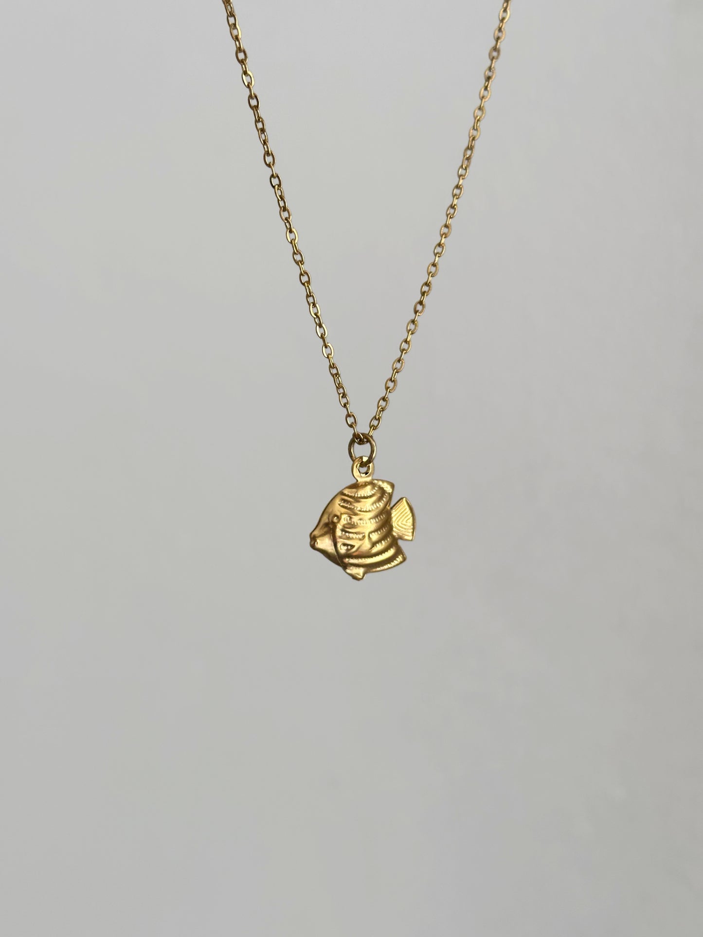 Collier Poisson