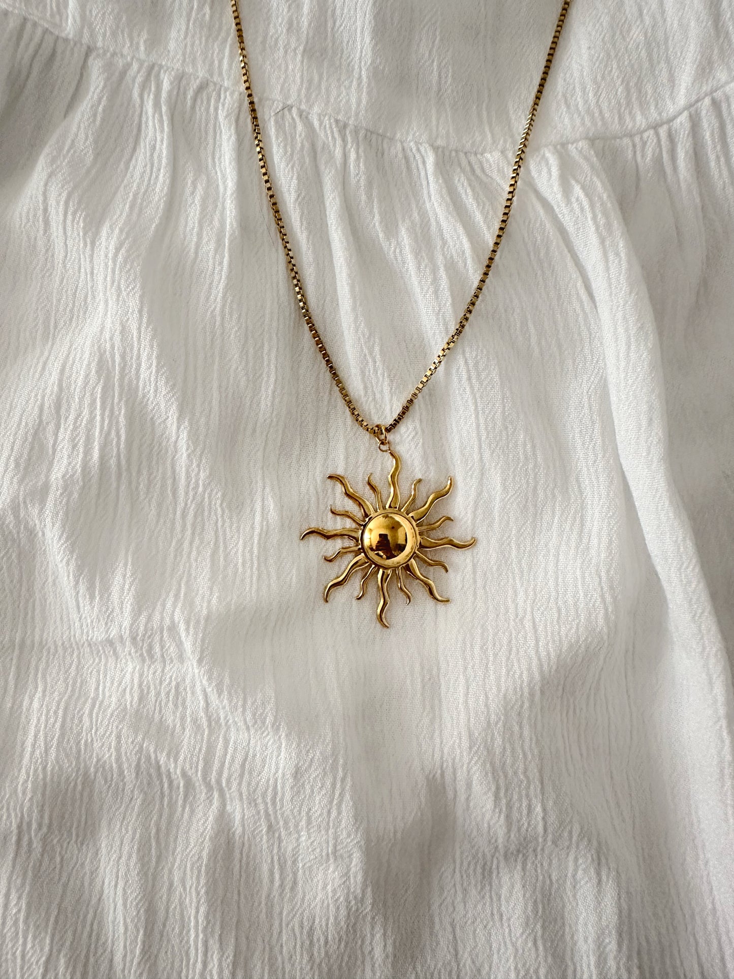 Collier Sun