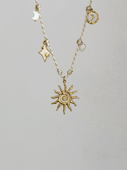 Collier Astra