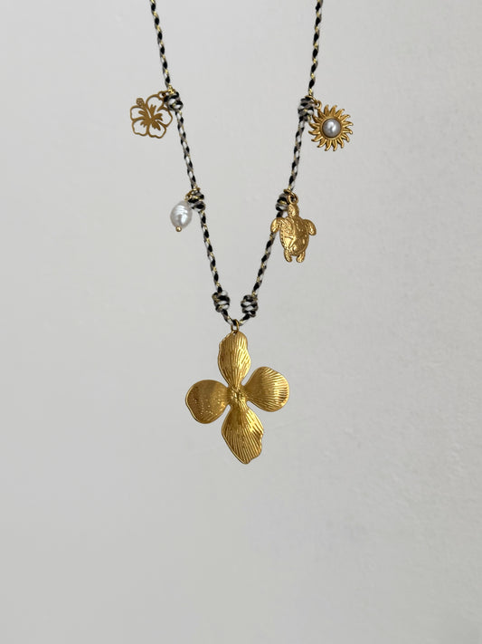 Collier Isla